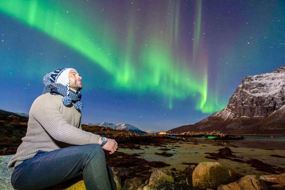 Northern lights bus safari