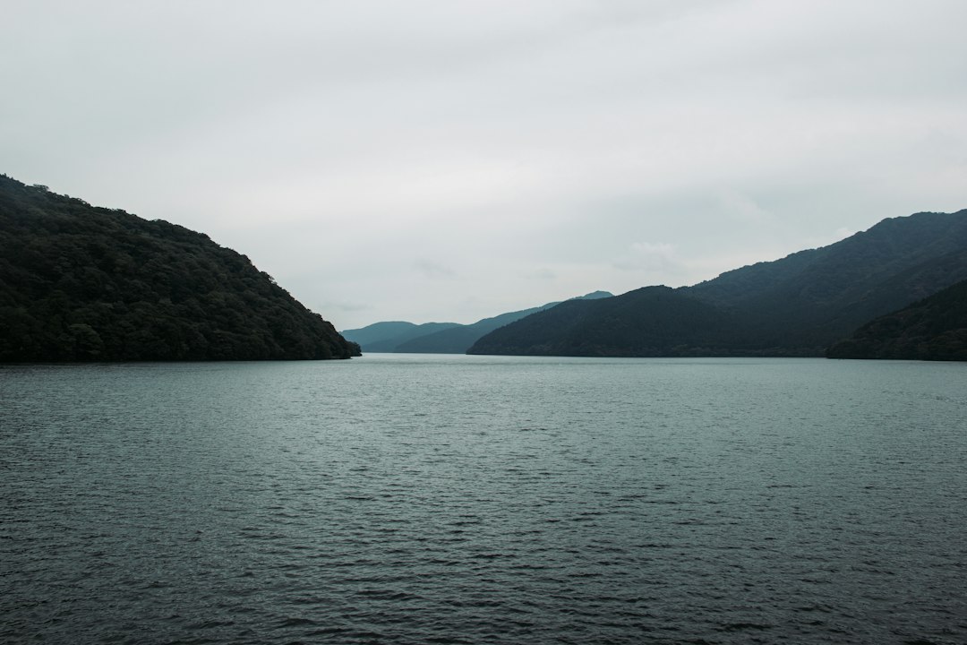 Hakone: Where Fuji Shows, How the Loop Runs, When to Go