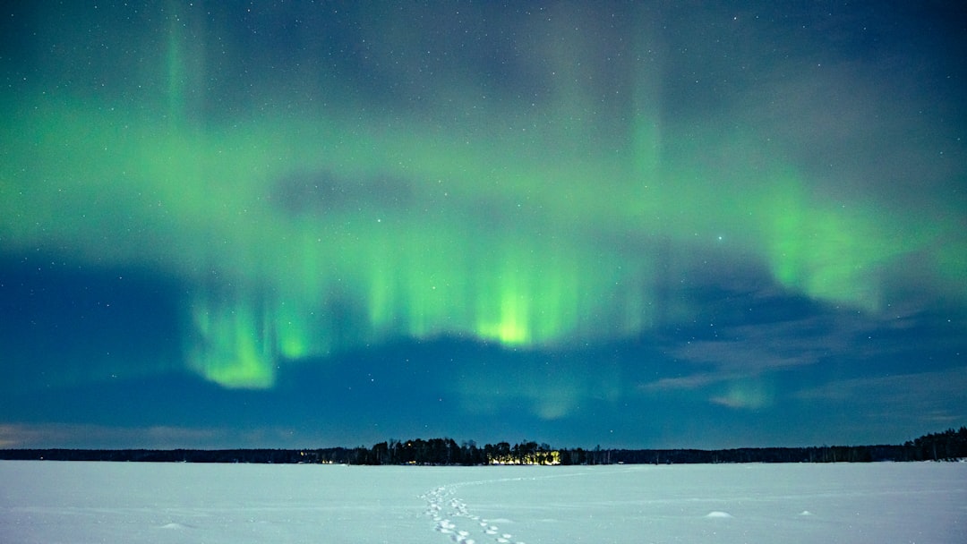 Northern Lights Tour: How to Choose One (and When to Skip It)
